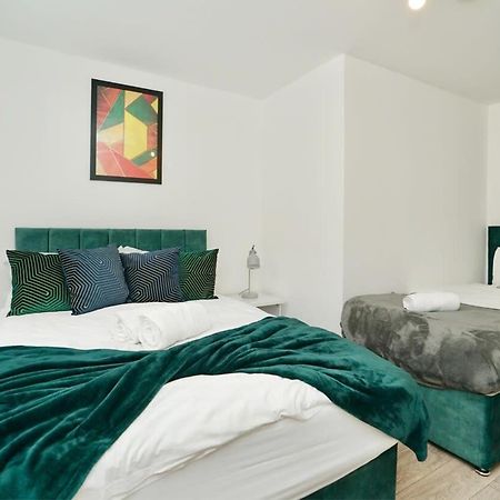 Huntingdon Luxury Apartments Extérieur photo