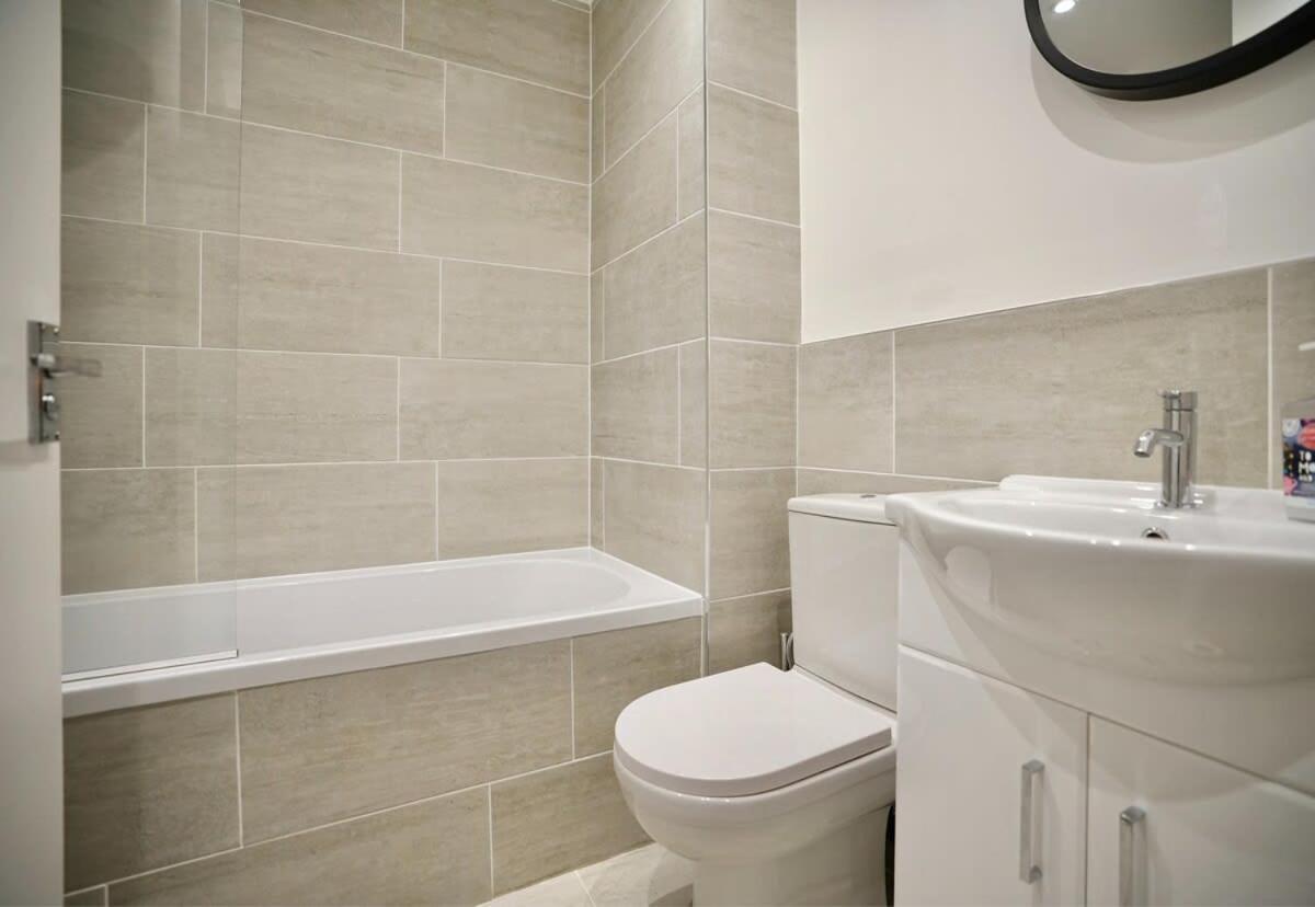 Huntingdon Luxury Apartments Extérieur photo
